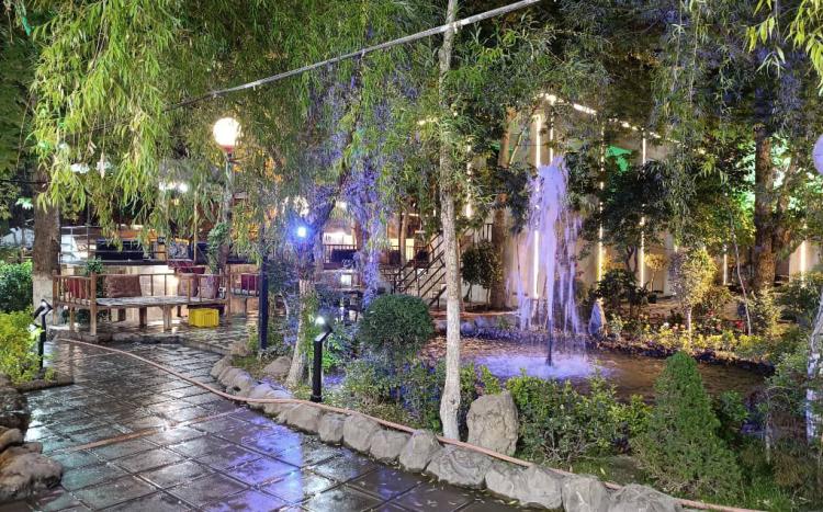 مجتمع گردشگری و رستوران داریوش