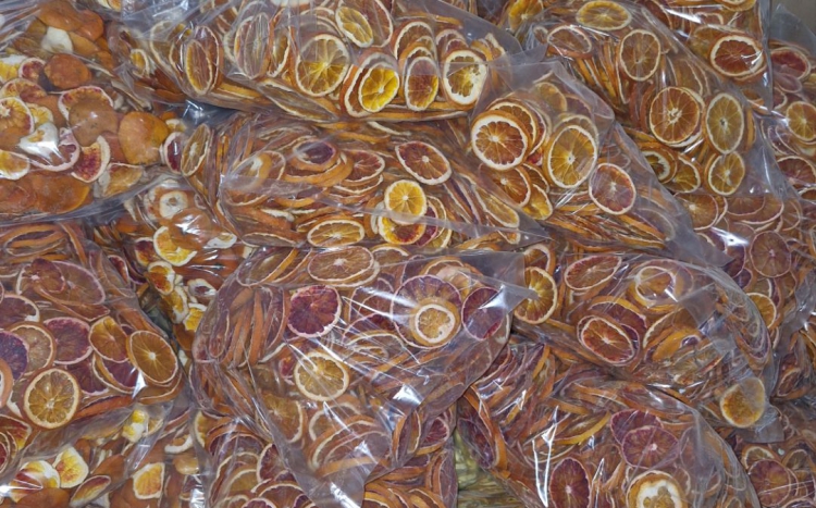 ارمغان آوش (میوه خشک)